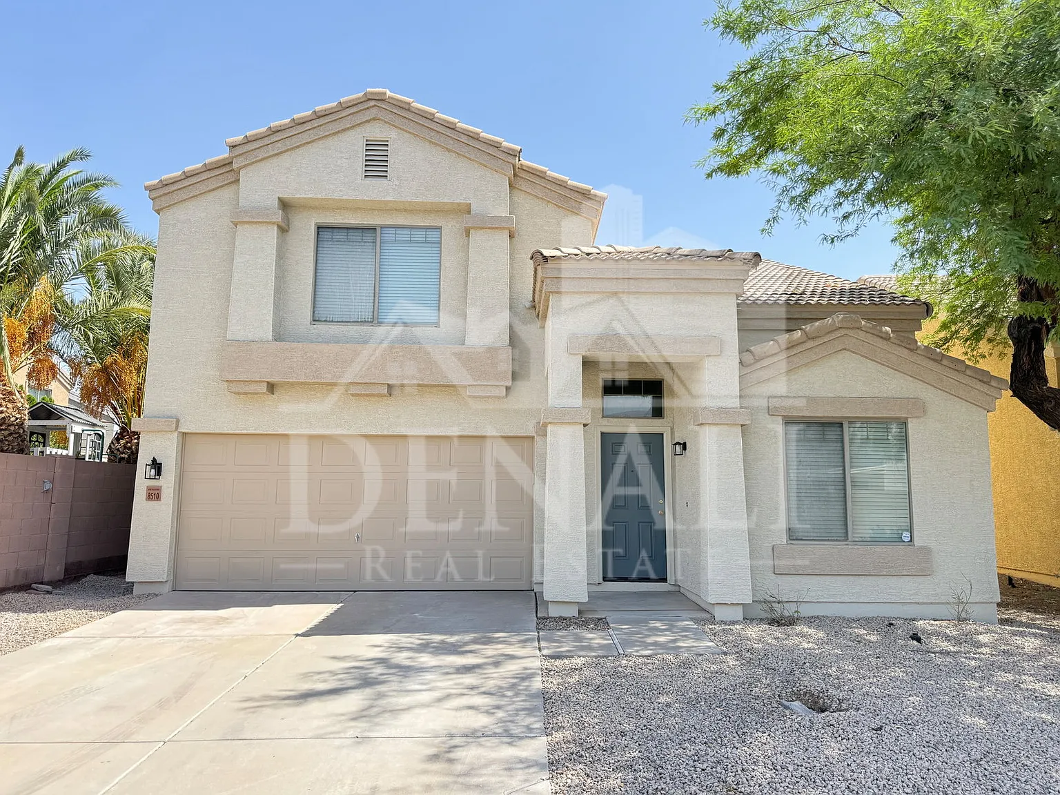 4 bed, 2.5 bath, 2145 sqft, $2,095 — Photo 2