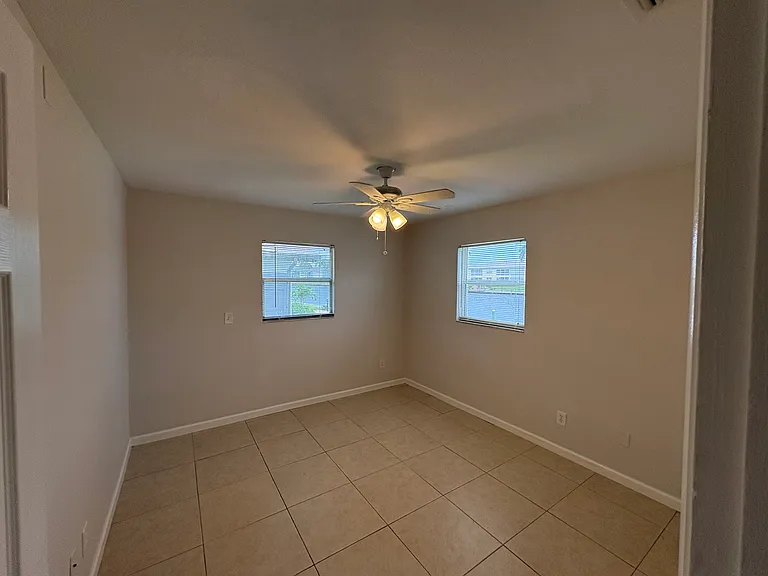 4520 SE 5th Pl #1 — Photo 15