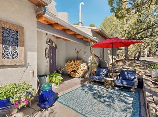 55 Upper Juan Tomas Rd, Tijeras, NM 87059