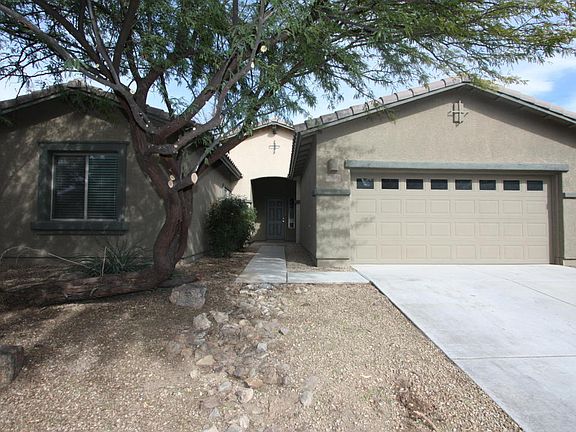 3rd image of 851 E Gunsight Mountain Pl