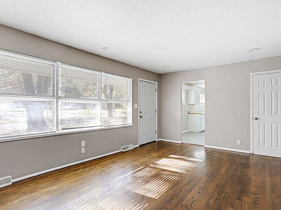 4th image of 7900 E 89th Ter
