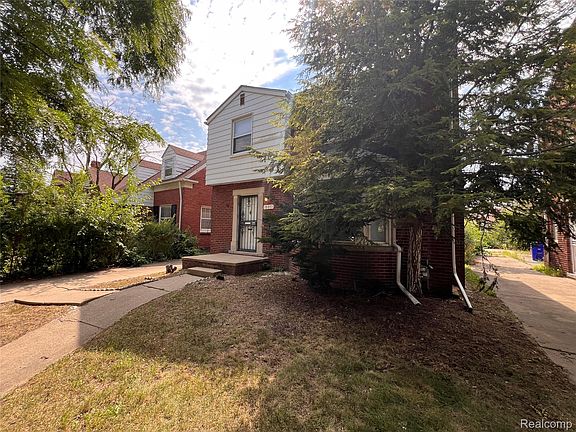 2nd image of 18055 Ilene St