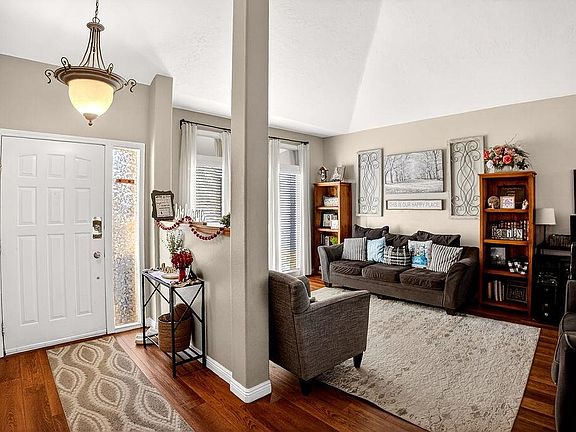 5th image of 2910 Butte St