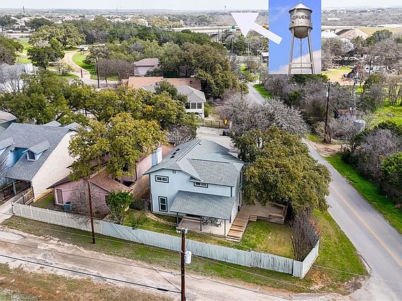 2nd image of 1202 Bluff Creek Cir