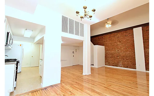 Rented by Douglas Elliman | media 29