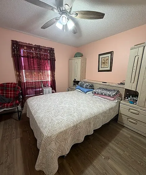 1413 Sarasota Dr — Photo 7