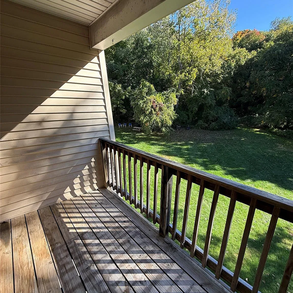 2 bed, 858 sqft, $2,700 — Photo 3