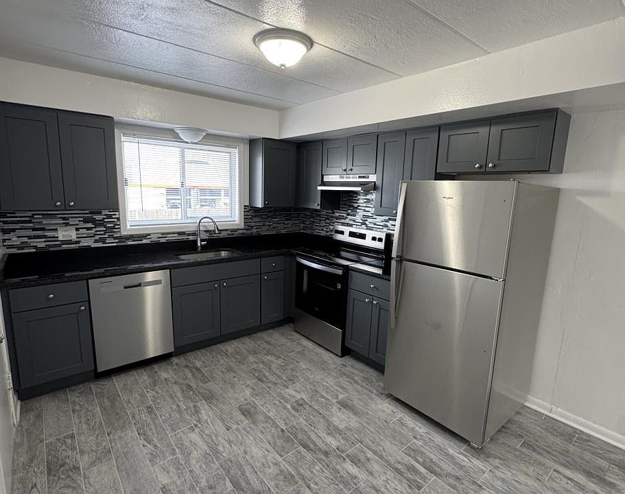 1st image of 1408 Carol St #3C