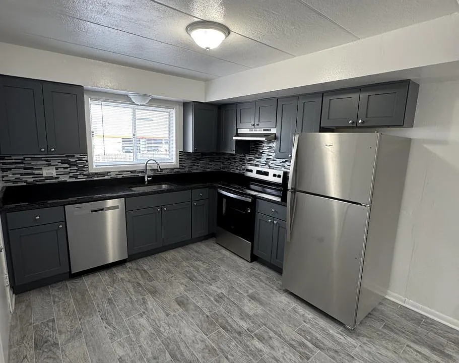 1408 Carol St #3C