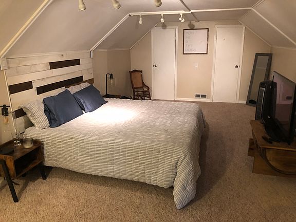 3rd image of 517 Howard Ave