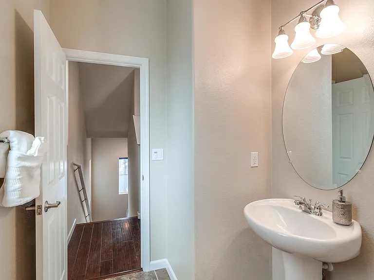 3107 Estero Ter — Photo 17