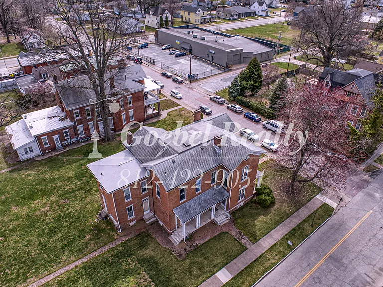 102 E Powell Ave #C — Photo 7