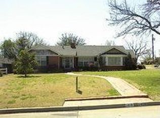1408 Glenbrook Ter, Nichols Hills, OK 73116