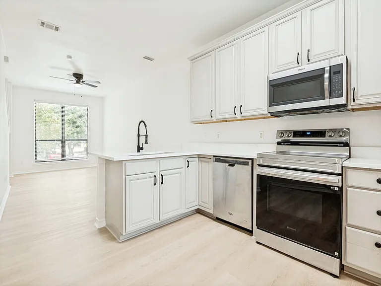 120 Nemo Ct — Photo 6