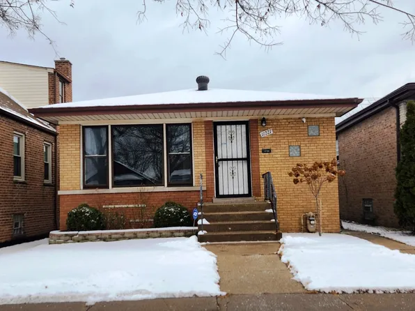 11027 S Avenue M, Chicago, IL 60617
