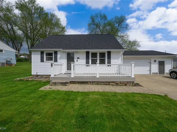 138 California Ave, Louisville, OH 44641
