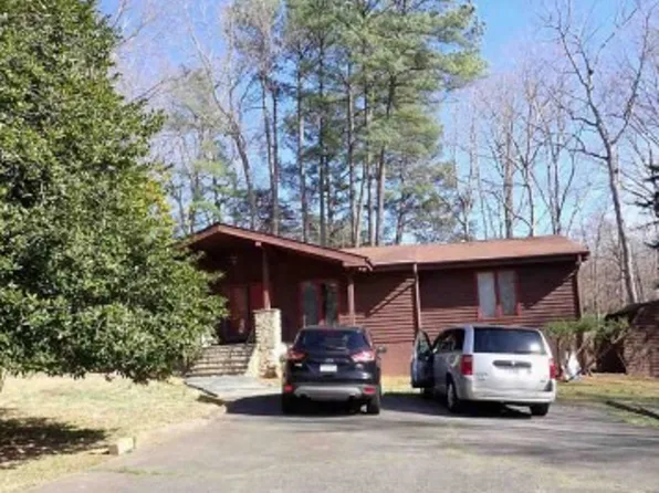13 Out Of Bounds Rd, Palmyra, VA 22963