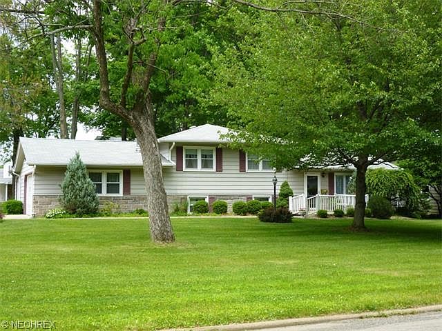 1st image of 3758 Bryant Dr