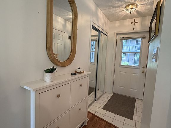 4th image of 329 Mariners Way