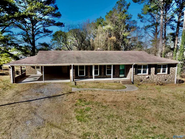 78 Vickie Ln, Albertville, AL 35950