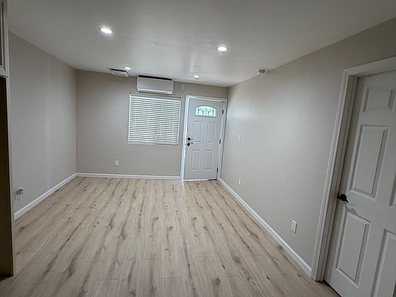 5th image of 11229 Danube Ave