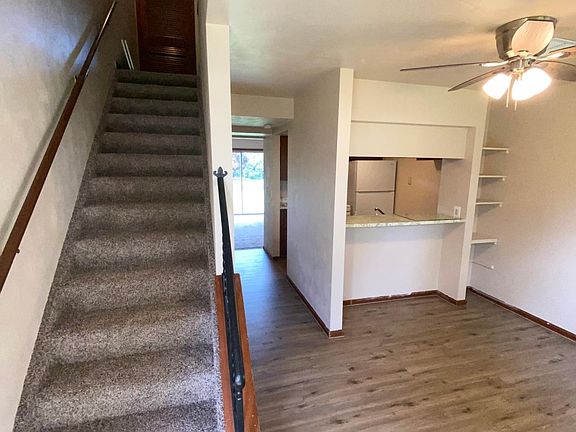 5th image of 150 S Lakeside Dr #7