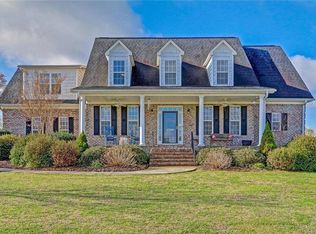 1746 Diercrest St, Oak Ridge, NC 27310