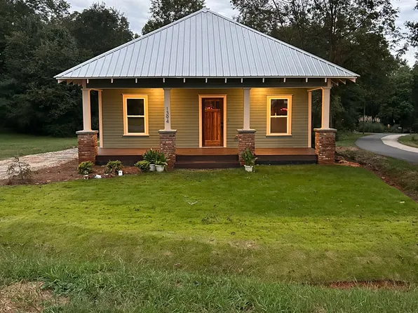 1394 6th Ave, Auburn, GA 30011