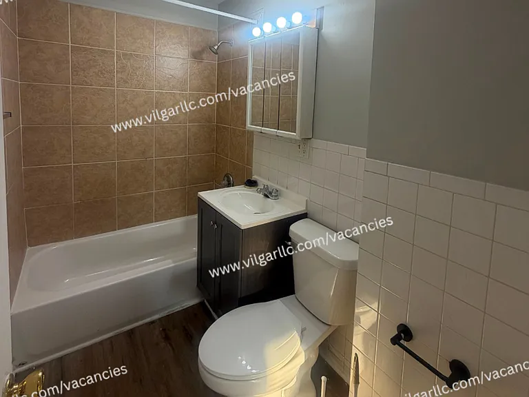 712 Taney St — Photo 11