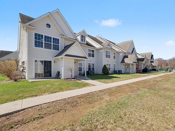 4th image of 185 Ruth Court