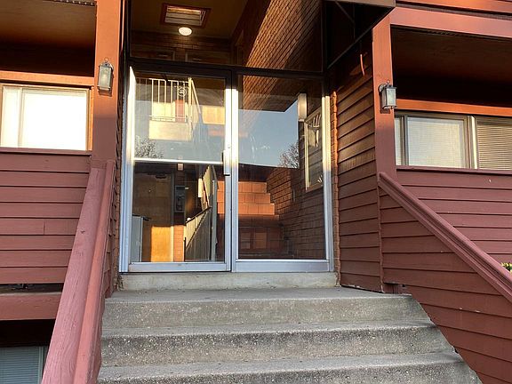 2nd image of 1506 S George Mason Dr APT 2