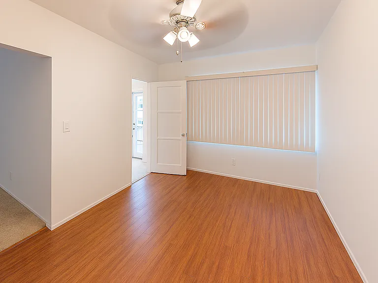 Lovely 2 bedroom 1 bath apt. in South Pasadena! — Photo 9