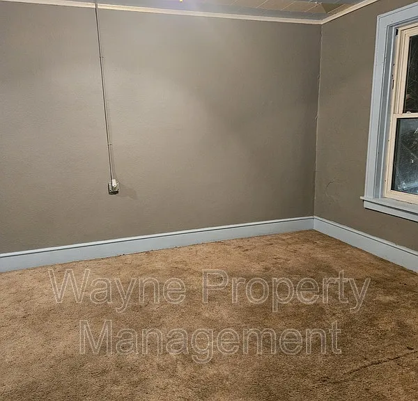 546 2nd St #6 — Photo 2