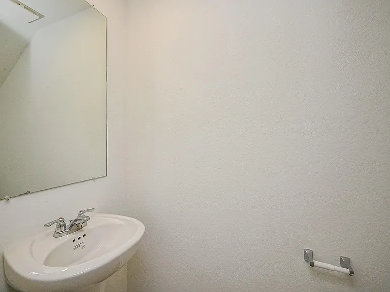 6818 Flowering Ginger Ln — Photo 28