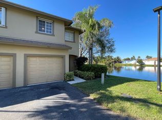 7423 SW 8th St, Pompano Beach, FL 33068