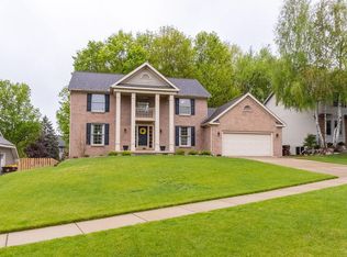 5725 Whitehaven Dr, Lansing, MI