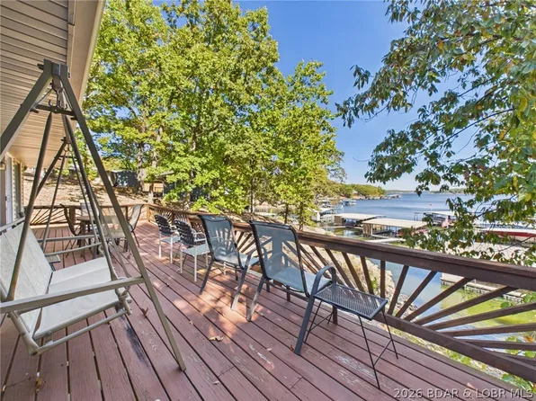 772 Shawnee View Dr, Sunrise Beach, MO 65079