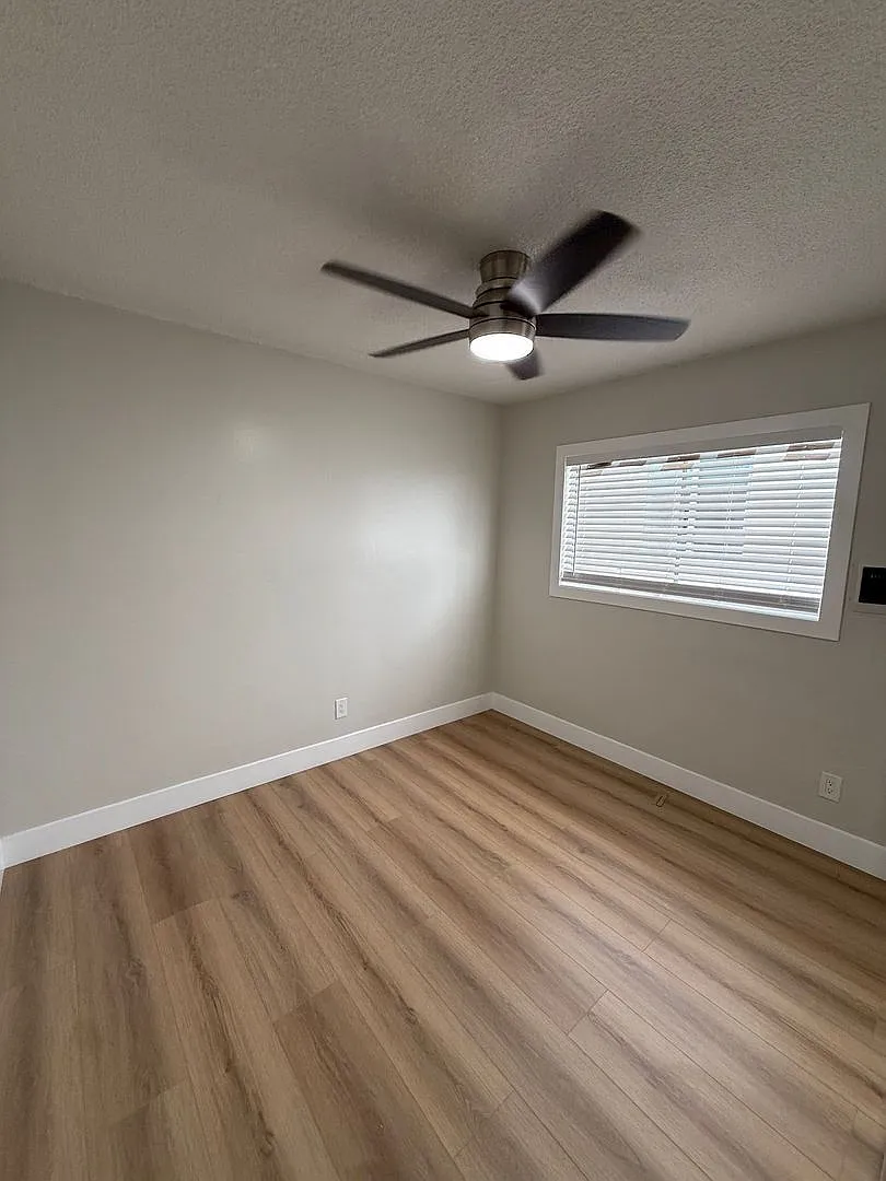 1 bed, 1.0 bath, 700 sqft, $1,995 — Photo 2