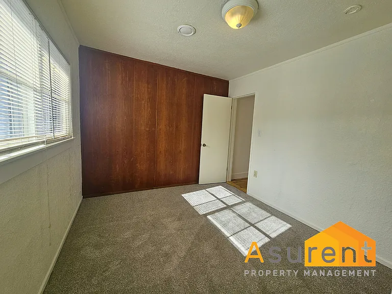 459 Willow St — Photo 11