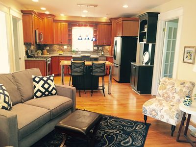 330 Saint Dunstans Rd, Baltimore, MD, 21212