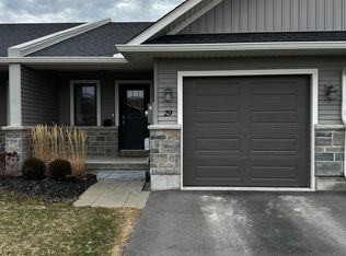 29 Sandhu Cres, Belleville, ON K8P 0G7