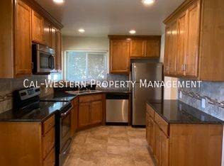 141 Warren Dr #1, Santa Clara, CA 95051