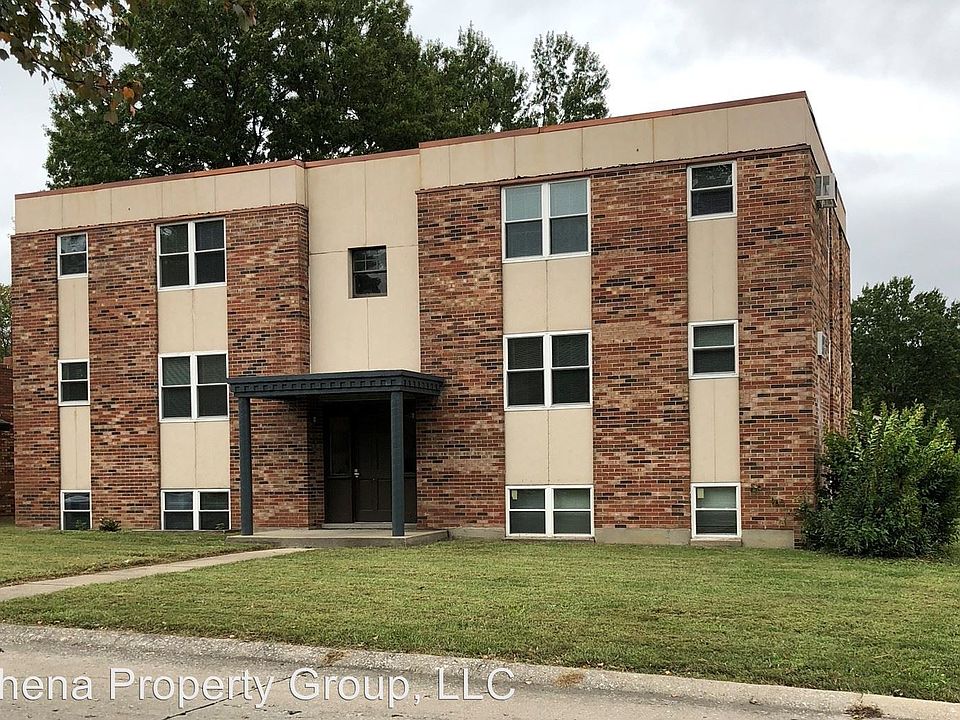1st image of 25 Village Dr APT 4