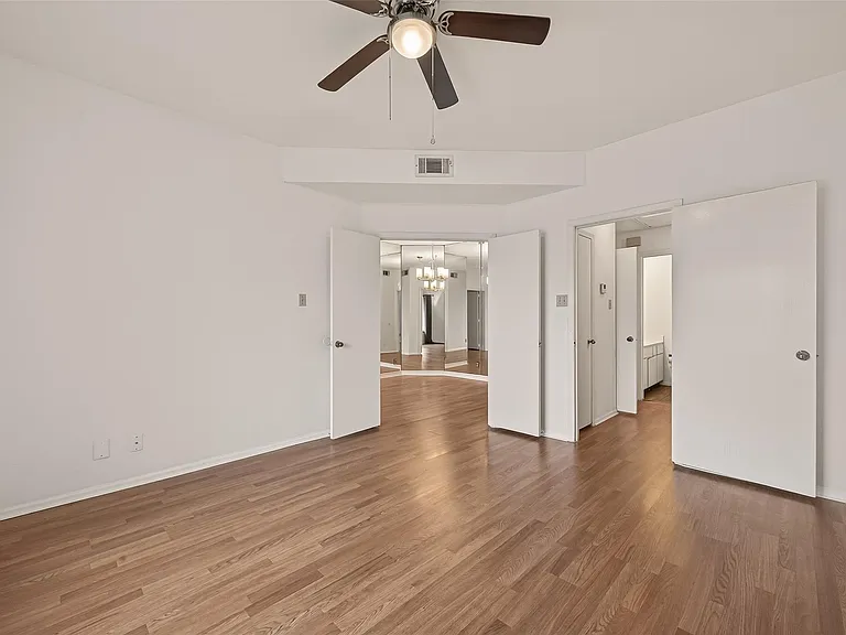 2211 S Braeswood Blvd #23C — Photo 20
