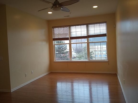 2nd image of 802 Summerfield Dr #249