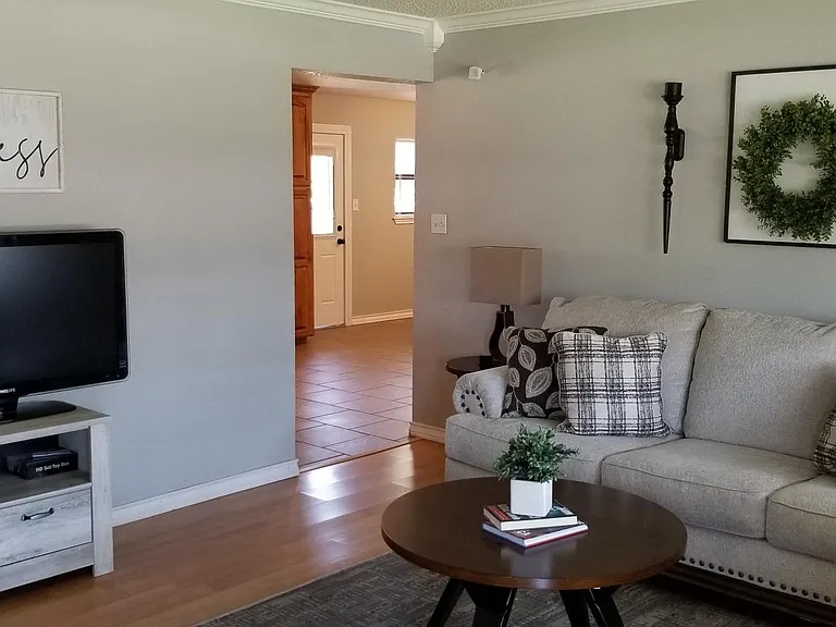 316 W Blanco Dr — Photo 4