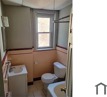 151 W Ruscomb St — Photo 3