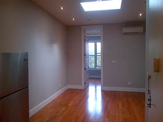 Rented by The Hamilton Group | media 14