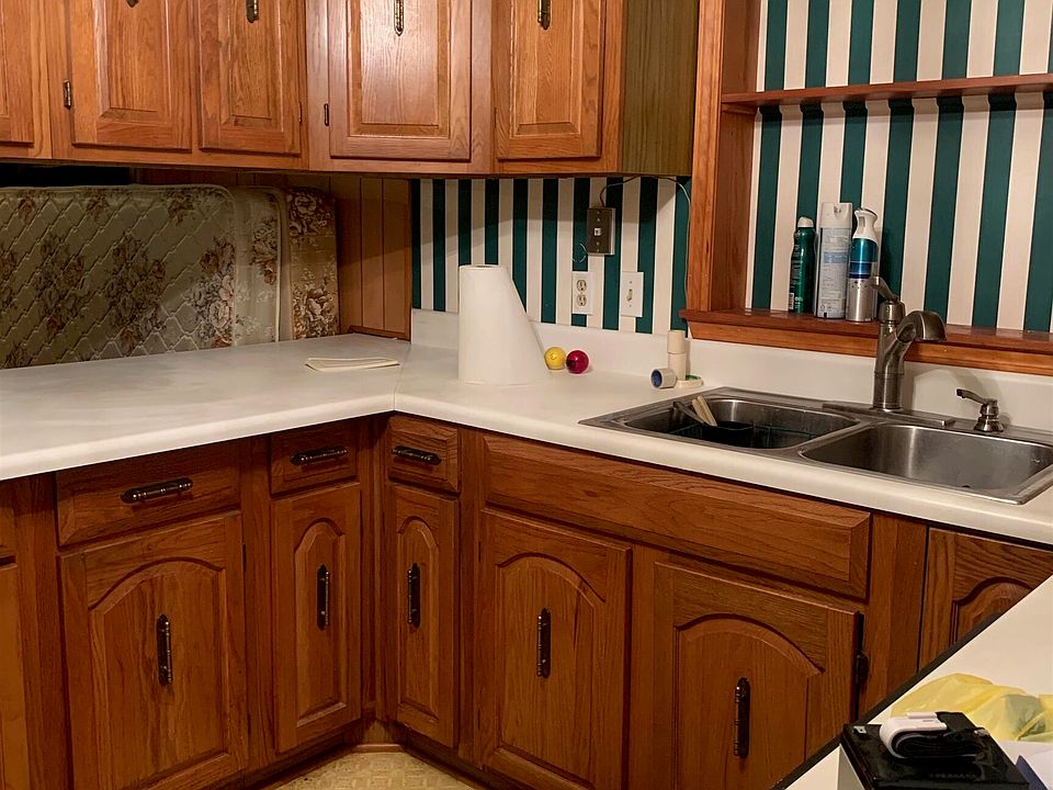 2nd image of 2306 Linda Dr