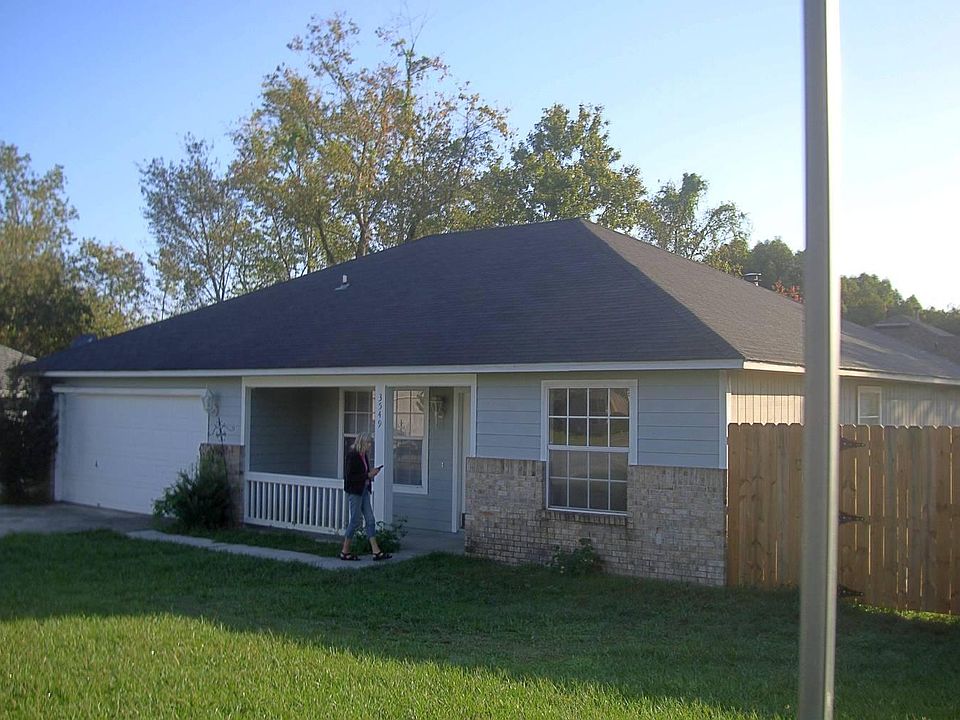 1st image of 3549 NW 87th Ter